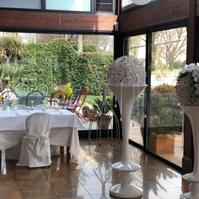 Tavoli Allestiti Sala Interna Trattoria al Ponte Lusia